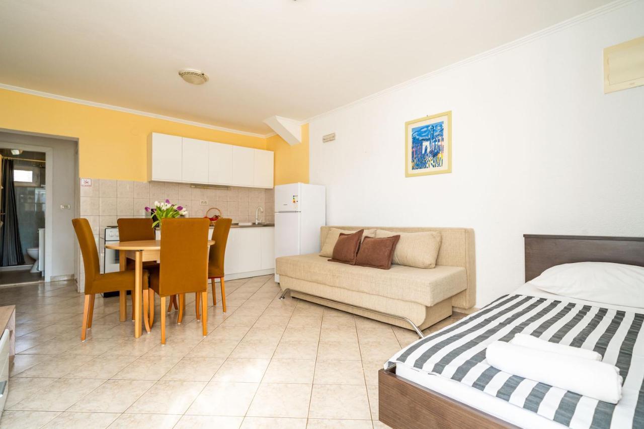 Apartmani Niki Zvekovica Cavtat Eksteriør billede